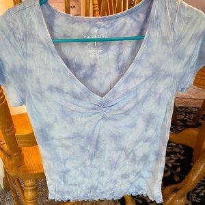 soft & sexy v-neck tee!